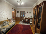 Satılır 3 otaqlı 75 m2 köhnə tikili Elmlər Akademiyası m.