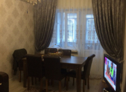 Satılır 3 otaqlı 80 m2 köhnə tikili Həzi Aslanov m.