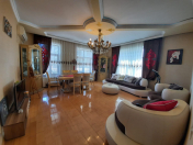 Satılır 3 otaqlı 140 m2 yeni tikili Ukrayna dairəsi