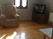 İcarəyə verilir 2 otaqlı 60 m2 həyət evi Rəsulzadə