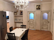 Satılır 3 otaqlı 100 m2 yeni tikili Bakıxanov