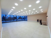 İcarəyə verilir 3 otaqlı 280 m2 obyekt 20 yanvar m.