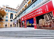 İcarəyə verilir 2 otaqlı 90 m2 köhnə tikili Səbail r.