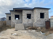 Satılır 4 otaqlı 120 m2 həyət evi Y.Ramana