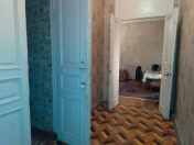 Satılır 3 otaqlı 70 m2 köhnə tikili Ağ şəhər