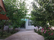 İcarəyə verilir 4 otaqlı 5 m2 yeni tikili Qəbələ