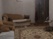 Satılır 3 otaqlı 70 m2 köhnə tikili Elmlər Akademiyası m.