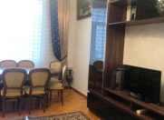 İcarəyə verilir 3 otaqlı 75 m2 köhnə tikili Elmlər Akademiyası m.