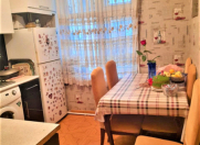 Satılır 3 otaqlı 70 m2 köhnə tikili Nəsimi r.