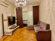 Satılır 3 otaqlı 90 m2 köhnə tikili 8 km