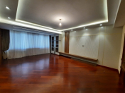 Satılır 4 otaqlı 170 m2 yeni tikili Qara Qarayev m.