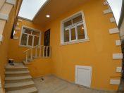 Satılır 3 otaqlı 150 m2 həyət evi Binəqədi