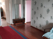 Satılır 2 otaqlı 50 m2 köhnə tikili Bakı Dövlət Universiteti