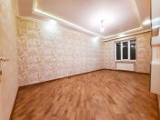 Satılır 4 otaqlı 100 m2 köhnə tikili Qara Qarayev m.