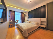 Satılır 4 otaqlı 160 m2 yeni tikili 28 May m.