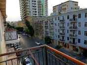 Satılır 3 otaqlı 72 m2 köhnə tikili 28 May m.