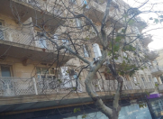 Satılır 3 otaqlı 70 m2 köhnə tikili Elmlər Akademiyası m.