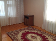 Satılır 4 otaqlı 120 m2 köhnə tikili Yeni Yasamal