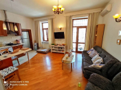 İcarəyə verilir 2 otaqlı 60 m2 köhnə tikili 28 May m.