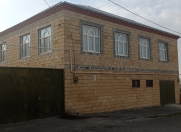 Satılır 7 otaqlı 220 m2 villa Qax