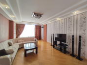 Satılır 3 otaqlı 148 m2 yeni tikili 8 km