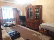 Satılır 4 otaqlı 100 m2 köhnə tikili Neftçilər m.