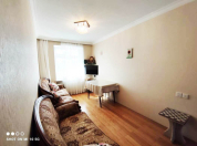 Satılır 3 otaqlı 65 m2 köhnə tikili Neftçilər m.