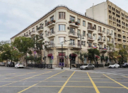 İcarəyə verilir 3 otaqlı 90 m2 köhnə tikili Sahil m.