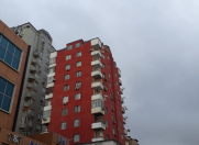 Satılır 2 otaqlı 76 m2 yeni tikili 8 km