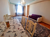 Satılır 3 otaqlı 107 m2 köhnə tikili Memar Əcəmi m.