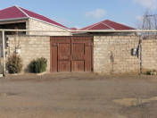 Satılır 4 otaqlı 100 m2 həyət evi Babək Plaza