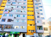 İcarəyə verilir 3 otaqlı 50 m2 köhnə tikili Gənclik m.