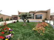 Satılır 4 otaqlı 220 m2 bağ evi Mərdəkan