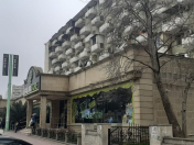 Satılır 3 otaqlı 80 m2 köhnə tikili Xalqlar Dostluğu m.