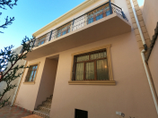 Satılır 4 otaqlı 200 m2 həyət evi Xırdalan