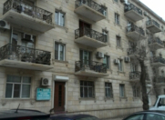 İcarəyə verilir 3 otaqlı 125 m2 yeni tikili 28 May m.