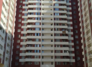 Satılır 2 otaqlı 90 m2 yeni tikili Qara Qarayev m.