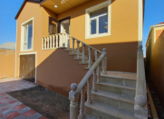 Satılır 4 otaqlı 130 m2 həyət evi Binə