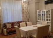 Satılır 2 otaqlı 90 m2 yeni tikili Bakı Dövlət Universiteti