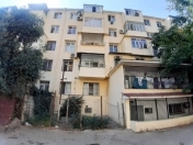 Satılır 2 otaqlı 80 m2 köhnə tikili Dövlət Statistika Komitəsi