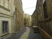 İcarəyə verilir 8 otaqlı 350 m2 obyekt İçəri Şəhər m.