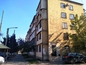 Satılır 1 otaqlı 42 m2 köhnə tikili Bakıxanov