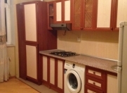 İcarəyə verilir 4 otaqlı 135 m2 yeni tikili Şah İsmayıl Xətai m.