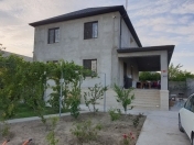 Satılır 7 otaqlı 270 m2 bağ evi Novxanı