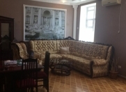 Satılır 3 otaqlı 105 m2 köhnə tikili Araz kinoteatrı