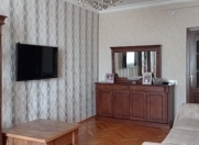 Satılır 5 otaqlı 120 m2 köhnə tikili Əhmədli