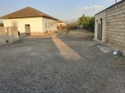Satılır 3 otaqlı 3300 m2 həyət evi Sabirabad