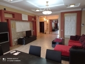 İcarəyə verilir 4 otaqlı 160 m2 yeni tikili Elmlər Akademiyası m.