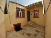 Satılır 2 otaqlı 60 m2 həyət evi Binəqədi