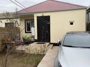 Satılır 4 otaqlı 80 m2 həyət evi Qaraçuxur